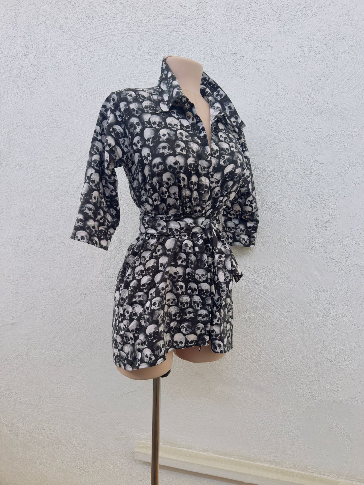 BLACK SKULL ROBE